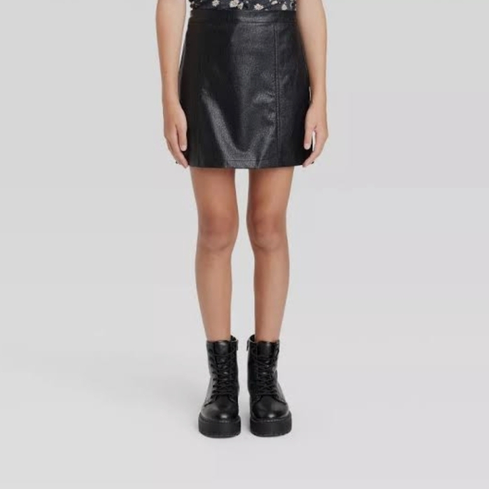 Art Class Black Textured Skirt